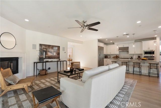 310 Costa Bella Court, Costa Mesa, CA 92627