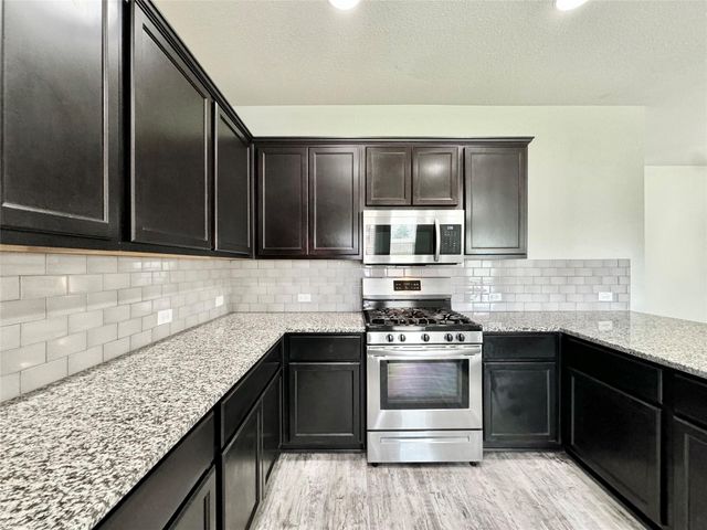 2721 Bridekirk DR, Round Rock, TX 78664