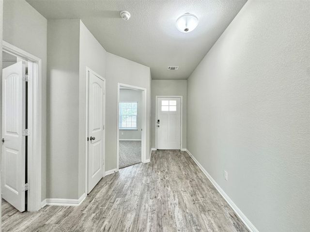 2721 Bridekirk DR, Round Rock, TX 78664