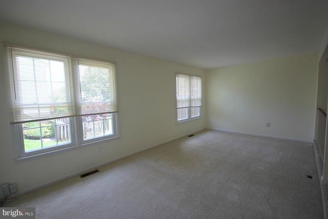 3920 BRADWATER ST, Fairfax, VA 22031