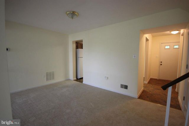 3920 BRADWATER ST, Fairfax, VA 22031