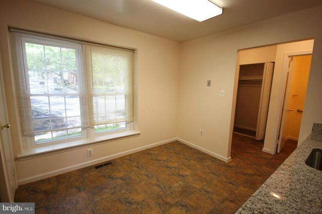 3920 BRADWATER ST, Fairfax, VA 22031