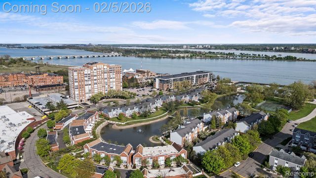 250 E HARBORTOWN Drive 1405, Detroit, MI 48207