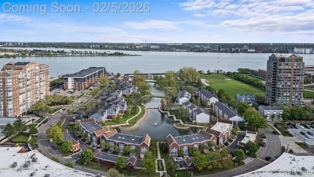 250 E HARBORTOWN Drive 1405, Detroit, MI 48207