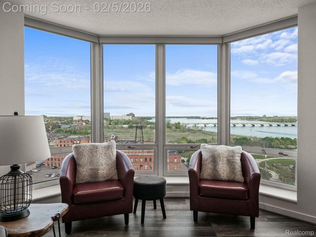 250 E HARBORTOWN Drive 1405, Detroit, MI 48207