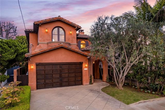 2516 Walnut Avenue, Manhattan Beach, CA 90266
