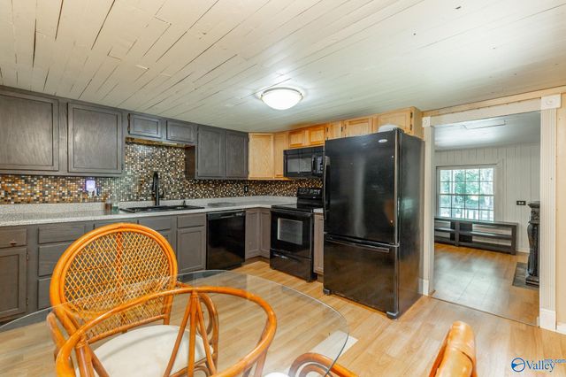 1059 County Road 639, Mentone, AL 35984