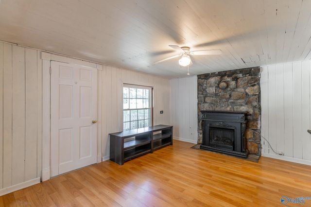 1059 County Road 639, Mentone, AL 35984