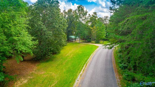 1059 County Road 639, Mentone, AL 35984