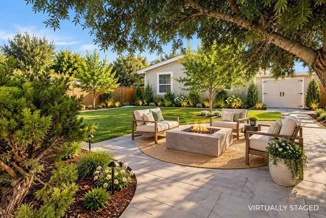 120 Woodbridge Way, Mesquite, TX 75149