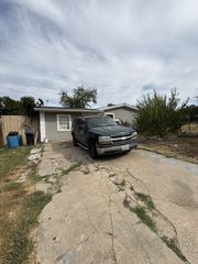 120 Woodbridge Way, Mesquite, TX 75149