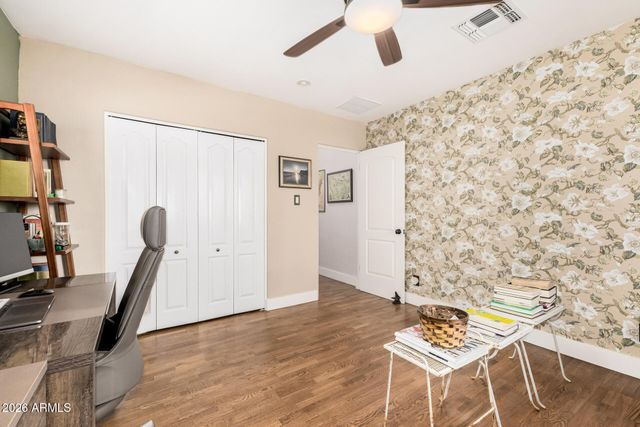 6811 N 11TH Place, Phoenix, AZ 85014