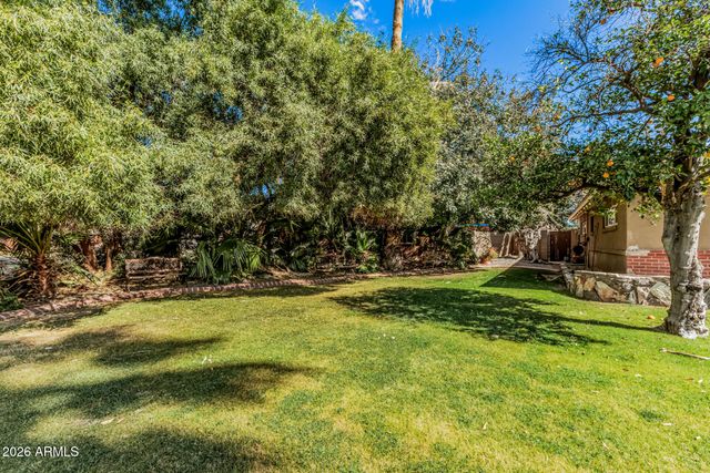 6811 N 11TH Place, Phoenix, AZ 85014