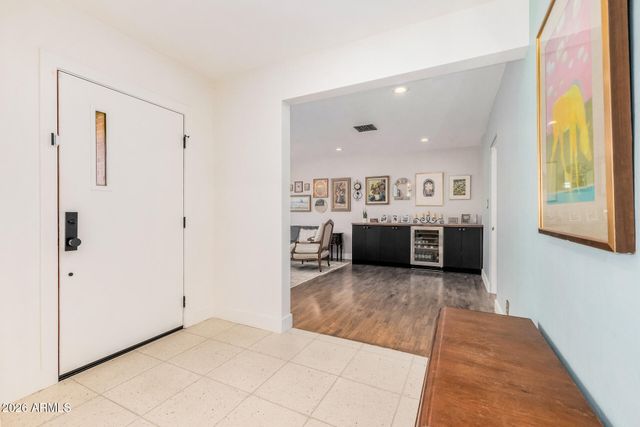 6811 N 11TH Place, Phoenix, AZ 85014