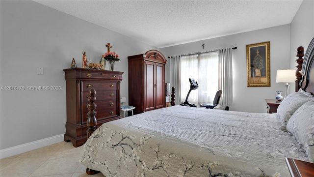 13000 SW 15th Ct 101U, Pembroke Pines, FL 33027