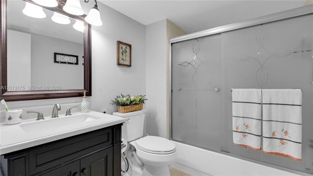 13000 SW 15th Ct 101U, Pembroke Pines, FL 33027