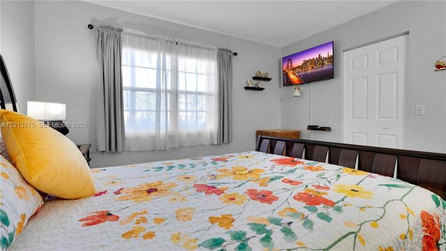 13000 SW 15th Ct 101U, Pembroke Pines, FL 33027