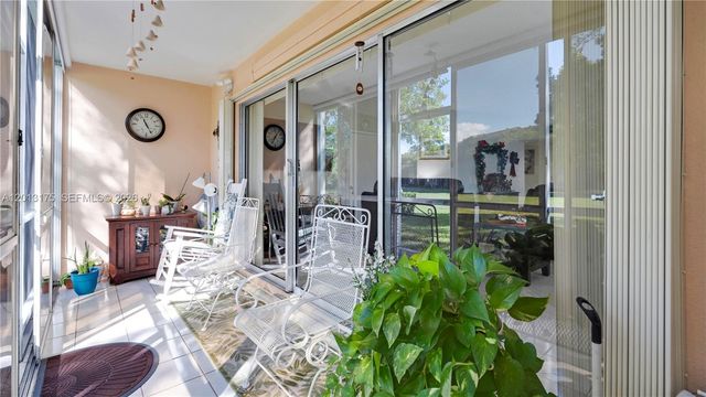 13000 SW 15th Ct 101U, Pembroke Pines, FL 33027
