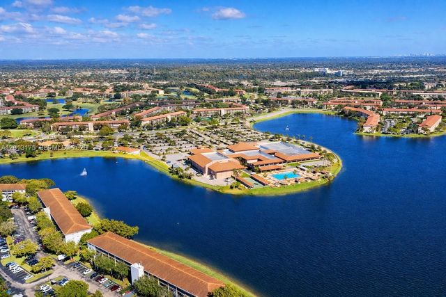 13000 SW 15th Ct 101U, Pembroke Pines, FL 33027