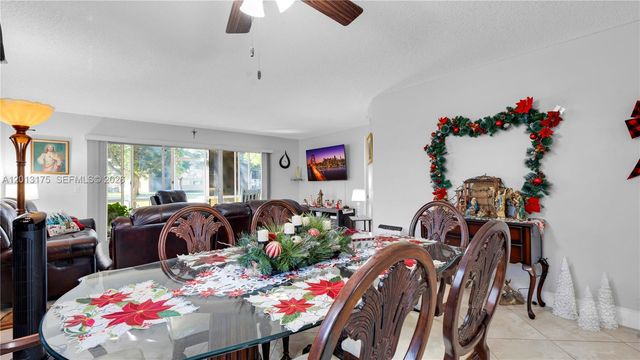 13000 SW 15th Ct 101U, Pembroke Pines, FL 33027