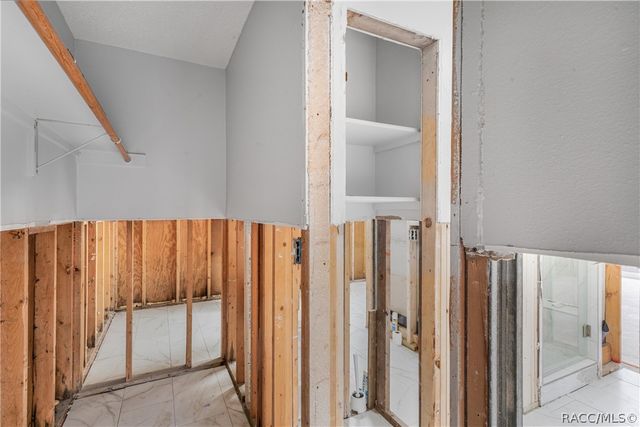 11929 W Riverhaven Drive, Homosassa, FL 34448