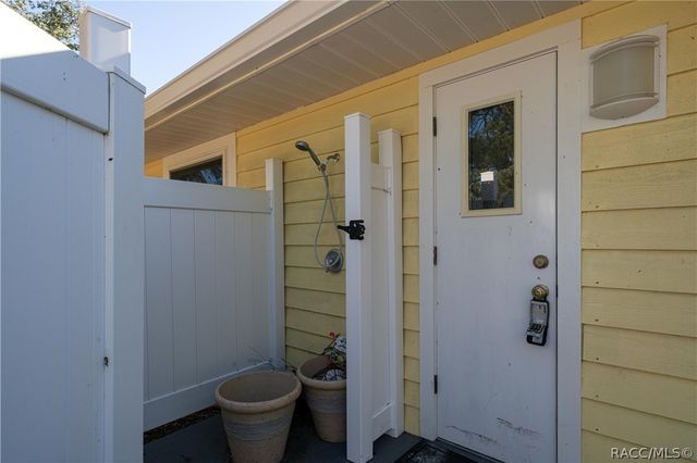 11929 W Riverhaven Drive, Homosassa, FL 34448