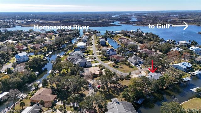 11929 W Riverhaven Drive, Homosassa, FL 34448