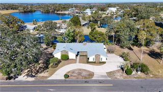 11929 W Riverhaven Drive, Homosassa, FL 34448