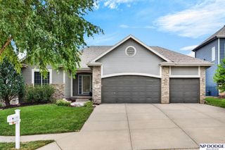 18892 Leavenworth Street, Elkhorn, NE 68022