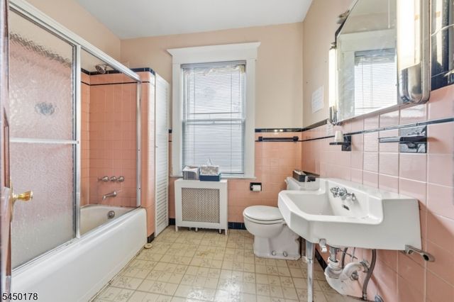 614 16 Bailey Ave, Elizabeth City, NJ 07208