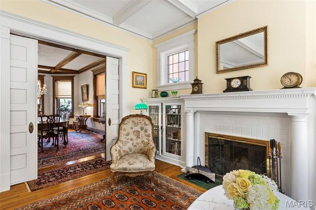 6157 Kingsbury Avenue, St Louis, MO 63112