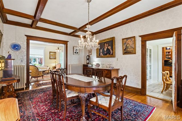 6157 Kingsbury Avenue, St Louis, MO 63112
