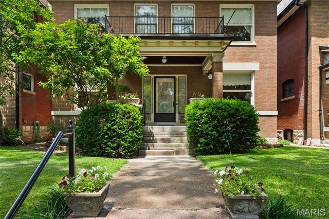 6157 Kingsbury Avenue, St Louis, MO 63112