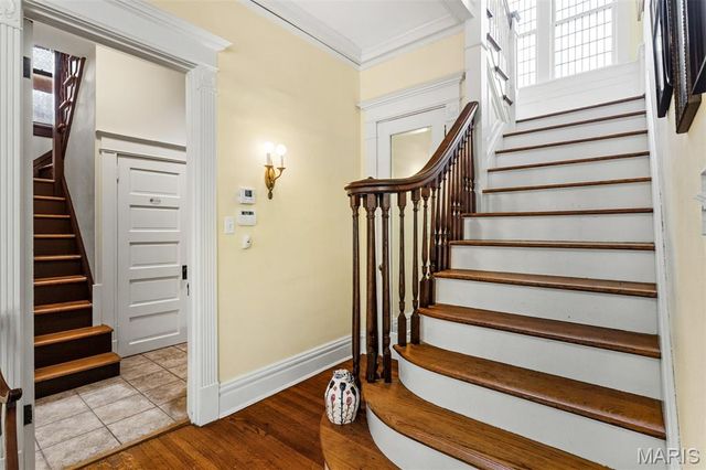 6157 Kingsbury Avenue, St Louis, MO 63112