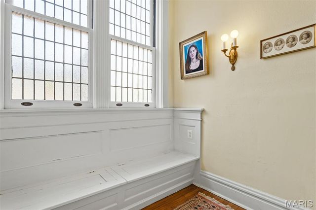 6157 Kingsbury Avenue, St Louis, MO 63112