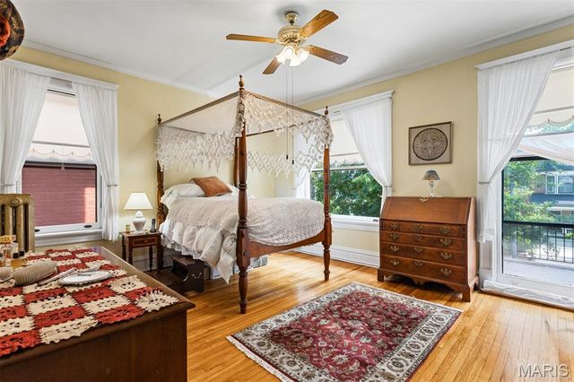 6157 Kingsbury Avenue, St Louis, MO 63112