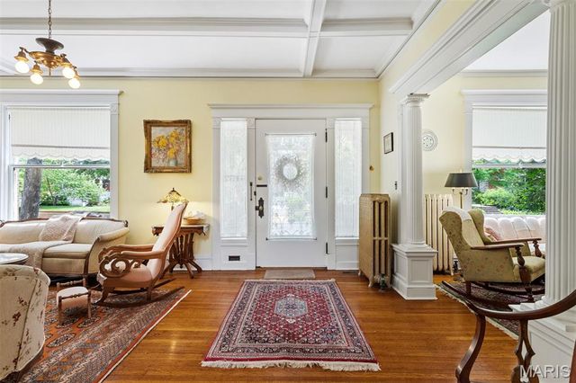 6157 Kingsbury Avenue, St Louis, MO 63112