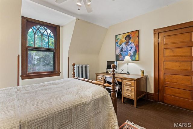 6157 Kingsbury Avenue, St Louis, MO 63112