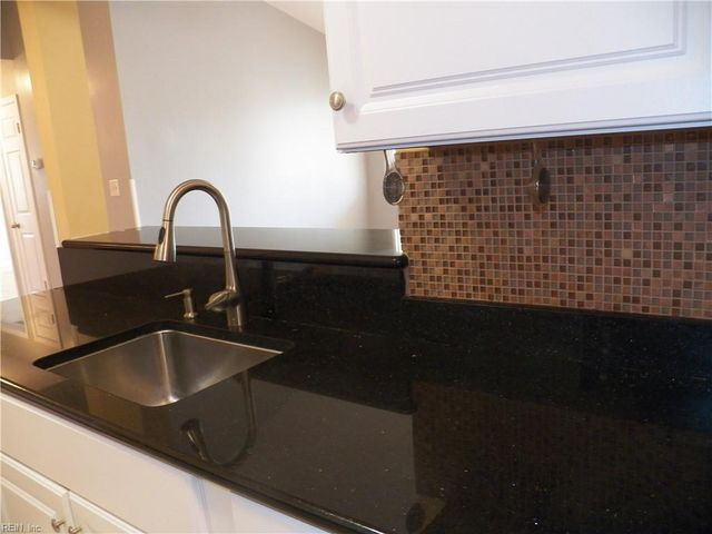 12663 Daybreak CIR, Newport News, VA 23602