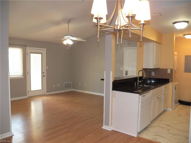 12663 Daybreak CIR, Newport News, VA 23602