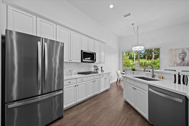 2023 Graden Drive, Palm Beach Gardens, FL 33410