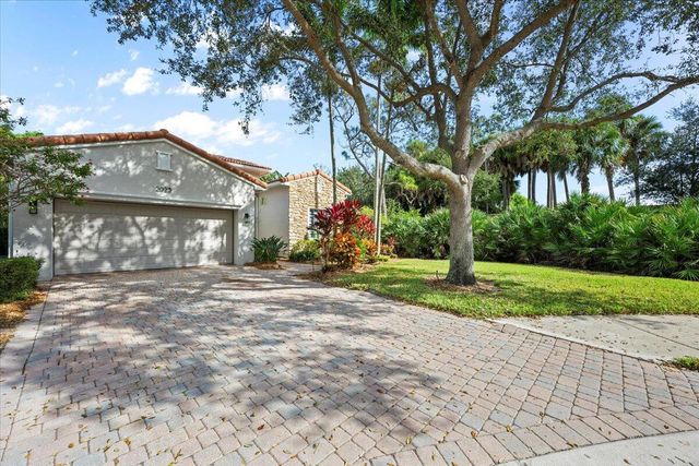 2023 Graden Drive, Palm Beach Gardens, FL 33410