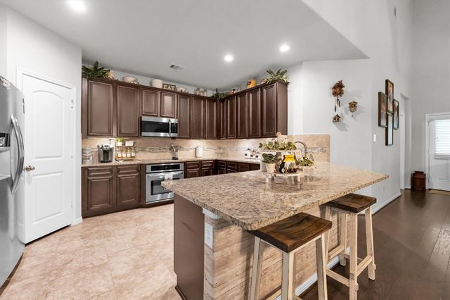 9123 Sierra Del Carmen, Conroe, TX 77303