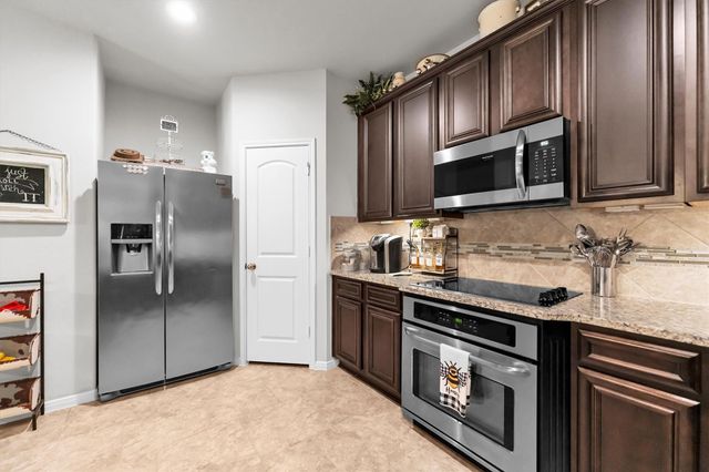 9123 Sierra Del Carmen, Conroe, TX 77303