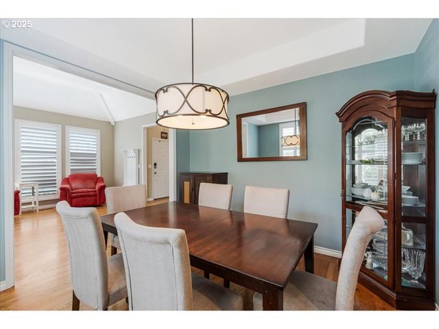 11107 Sw FLORES St, Wilsonville, OR 97070