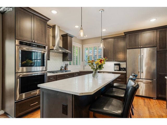 11107 Sw FLORES St, Wilsonville, OR 97070