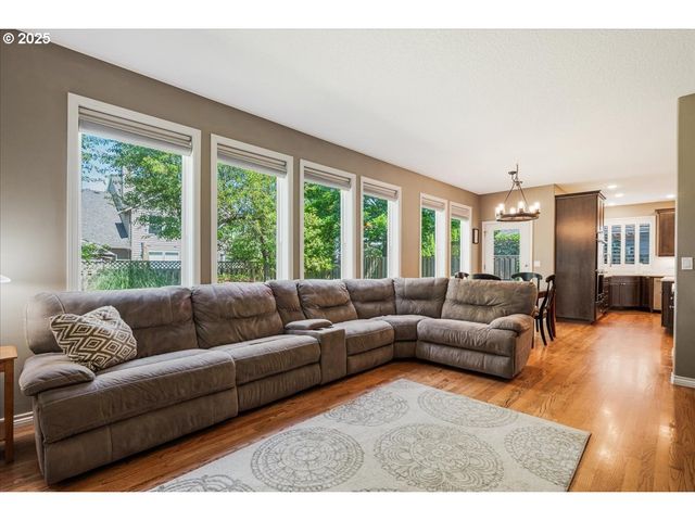 11107 Sw FLORES St, Wilsonville, OR 97070