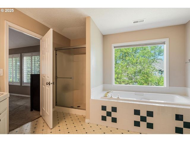 11107 Sw FLORES St, Wilsonville, OR 97070