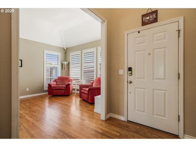 11107 Sw FLORES St, Wilsonville, OR 97070