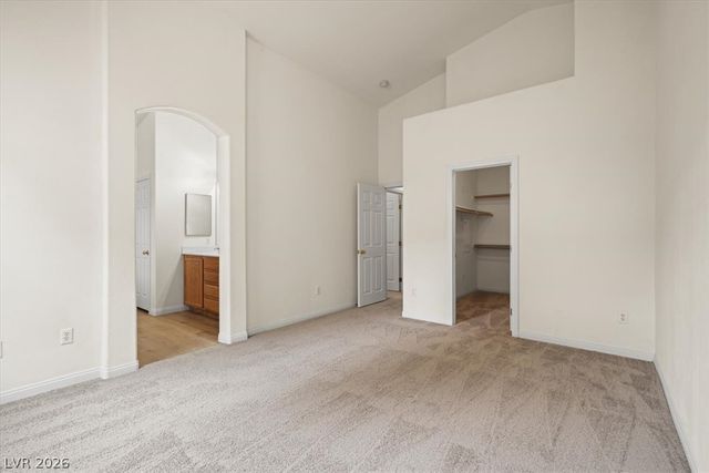 9618 Rolling Thunder Avenue, Las Vegas, NV 89148